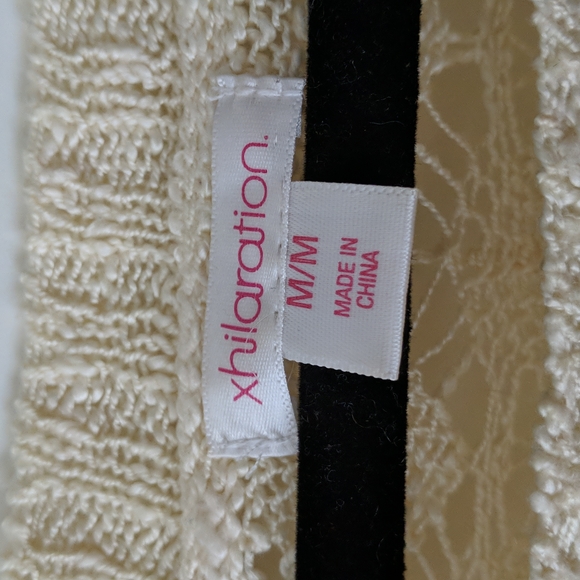 ❄️ 3/$25 Cream Beige High Low Loose Knit Sweater - Picture 3 of 6